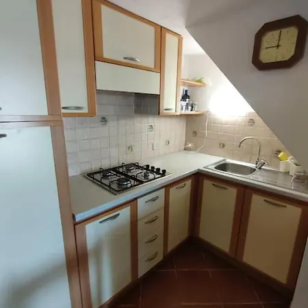 Gabri, * Palau