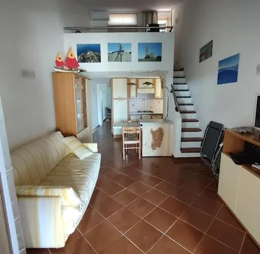 Tatil Evi Gabri, Palau