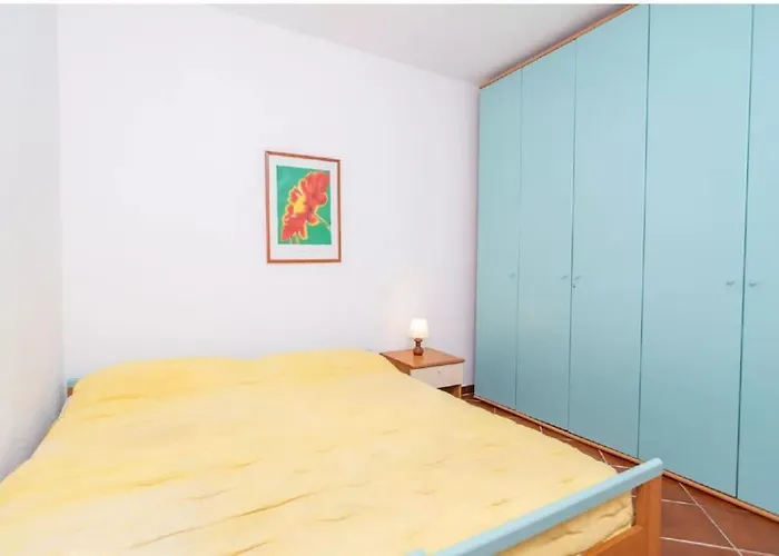 Tatil Evi Gabri, Palau